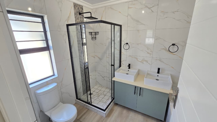 To Let 3 Bedroom Property for Rent in Cashan North West